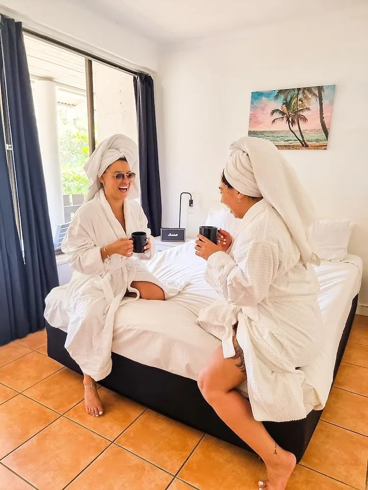 Nomads Airlie Beach (Adults Only) 0*,