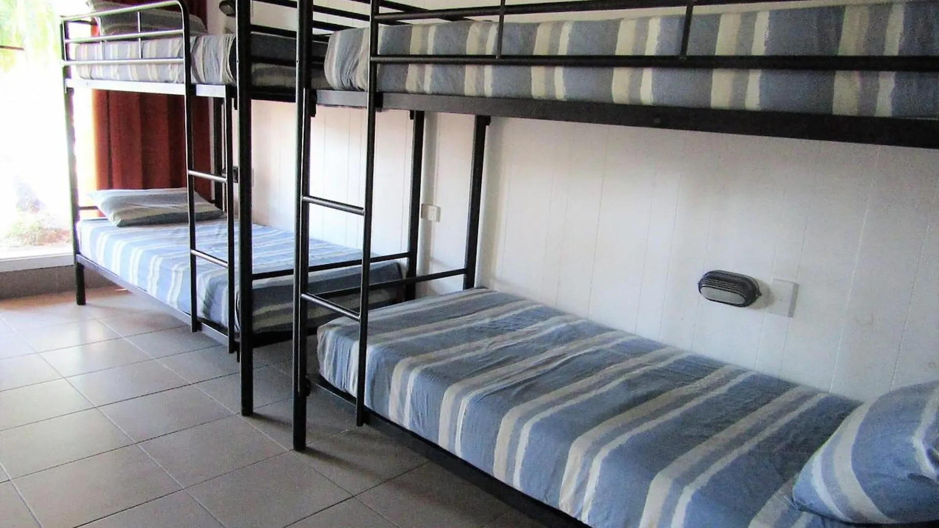 Nomads Airlie Beach (Adults Only)