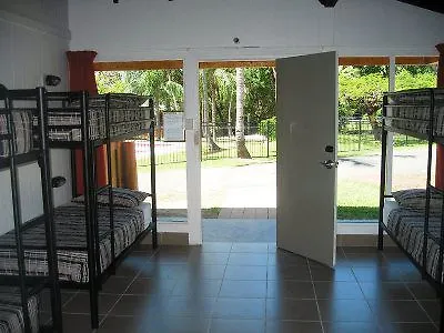 Nomads Airlie Beach (Adults Only) 0*,  Australië